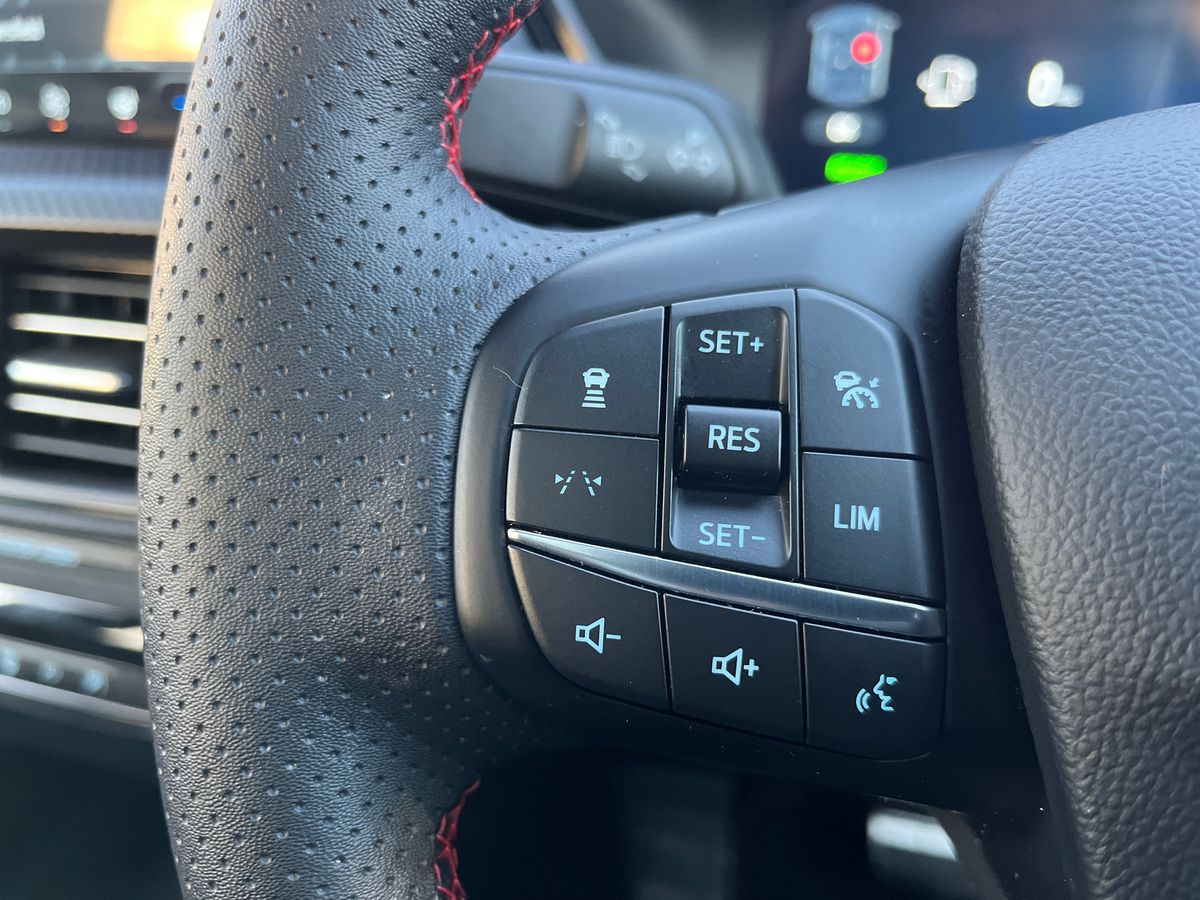 Used Ford Kuga 2025 for sale - 77125339: Photo 17