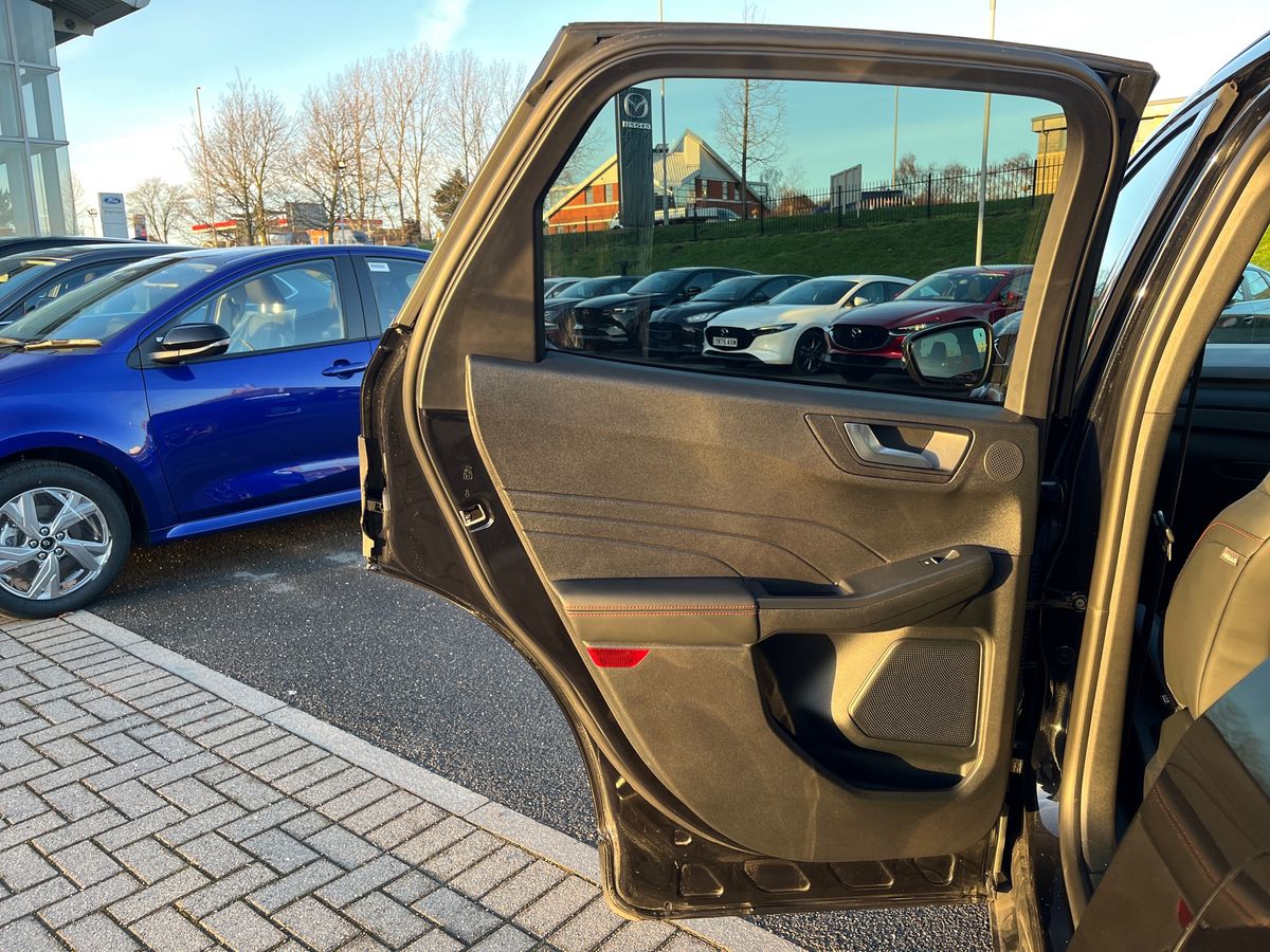 Used Ford Kuga 2025 for sale - 77125339: Photo 37