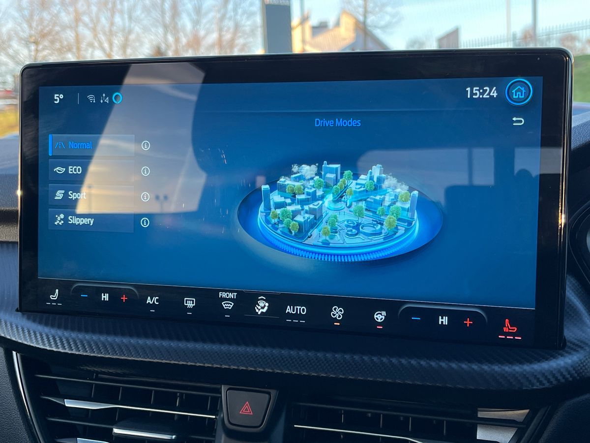 Used Ford Kuga 2025 for sale - 77125339: Photo 44