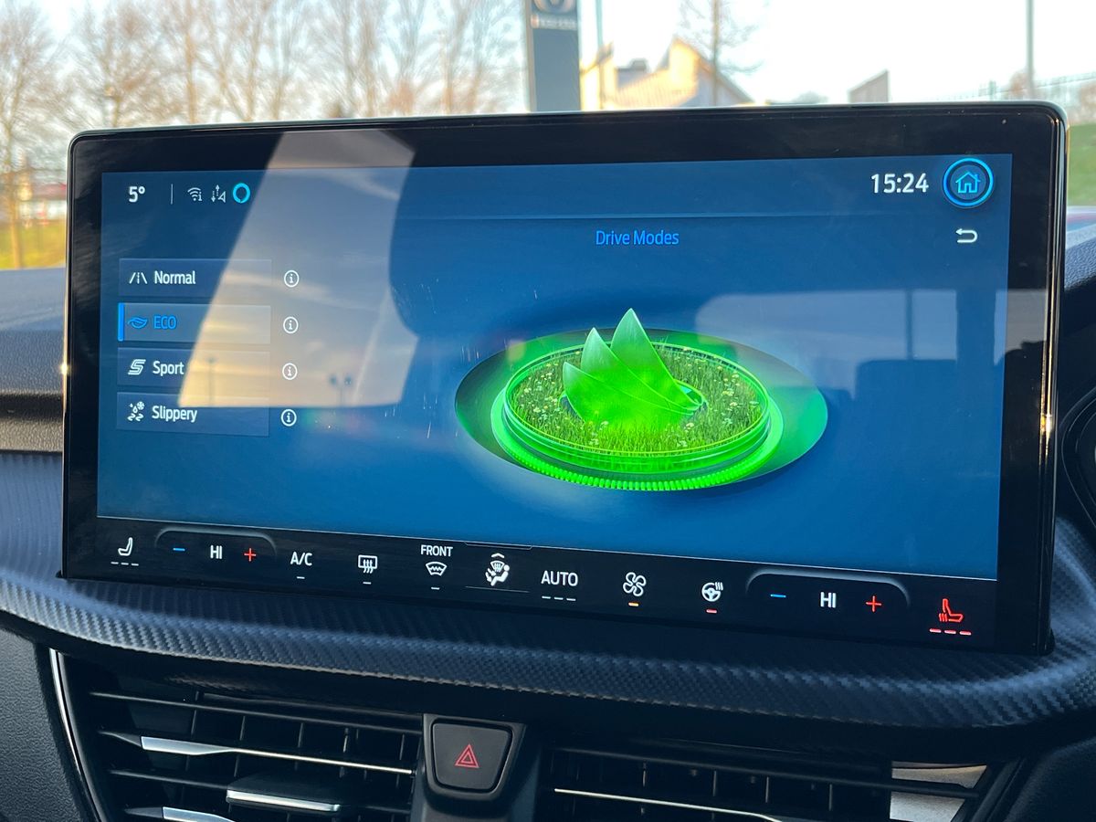 Used Ford Kuga 2025 for sale - 77125339: Photo 45