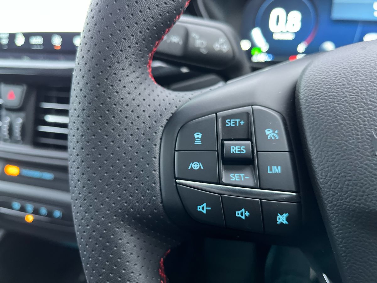 Used Ford Focus 2025 for sale - 76736005: Photo 16