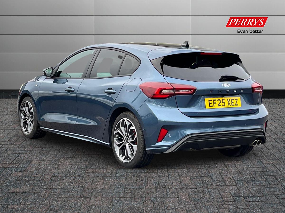 Used Ford Focus 2025 for sale - 76736005: Photo 2