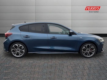 Used Ford Focus 2025 for sale - 76736005: Photo