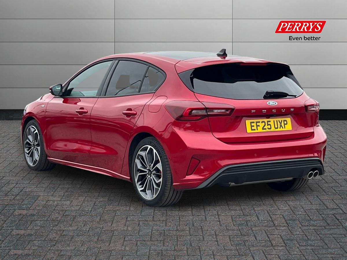 Used Ford Focus 2025 for sale - 76310961: Photo 2