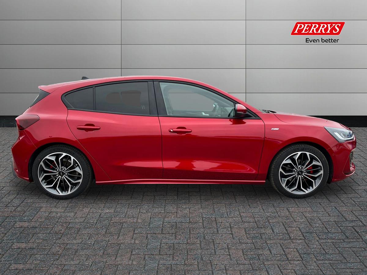 Used Ford Focus 2025 for sale - 76310961: Photo 3