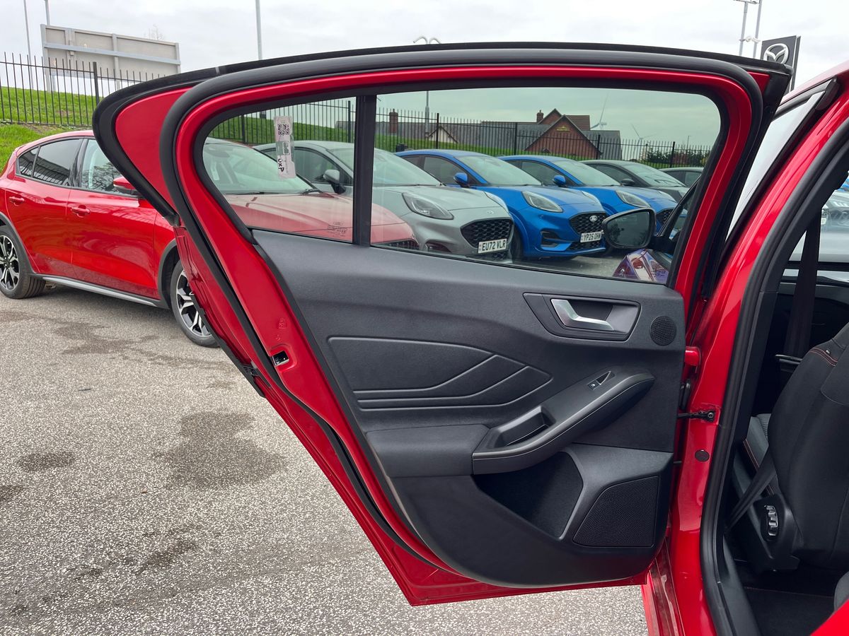 Used Ford Focus 2025 for sale - 76310961: Photo 34