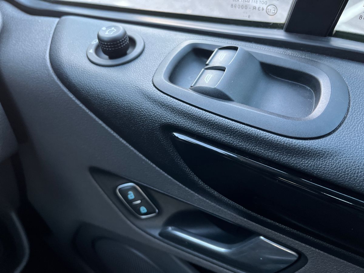 Used Ford Transit Custom 2020 for sale - 76736050: Photo 16