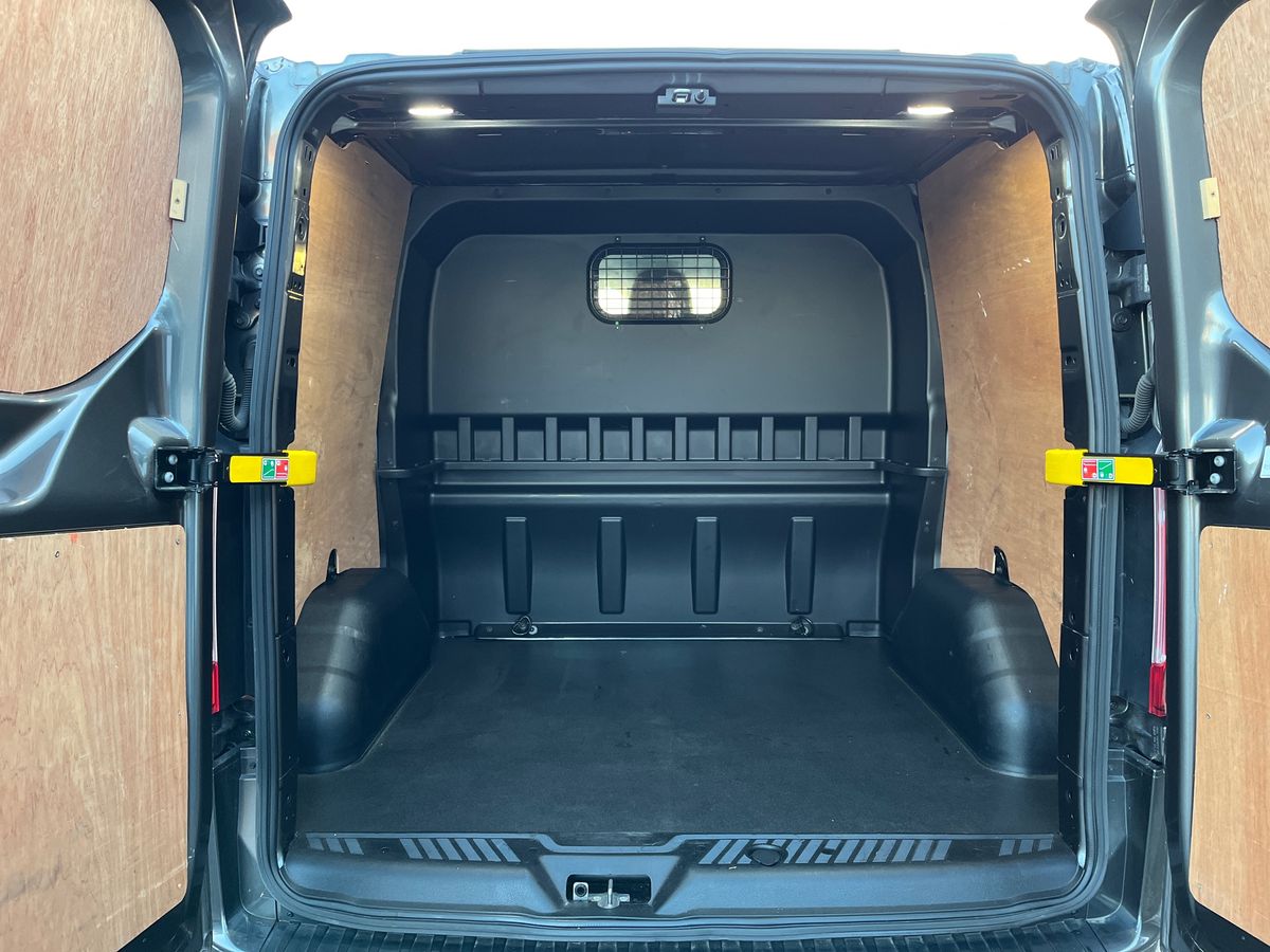 Used Ford Transit Custom 2020 for sale - 76736050: Photo 17