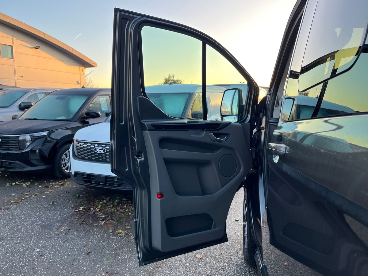 Used Ford Transit Custom 2020 for sale - 76736050: Photo 30