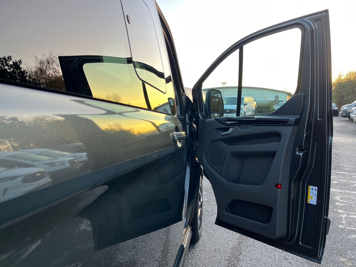 Used Ford Transit Custom 2020 for sale - 76736050: Photo 42