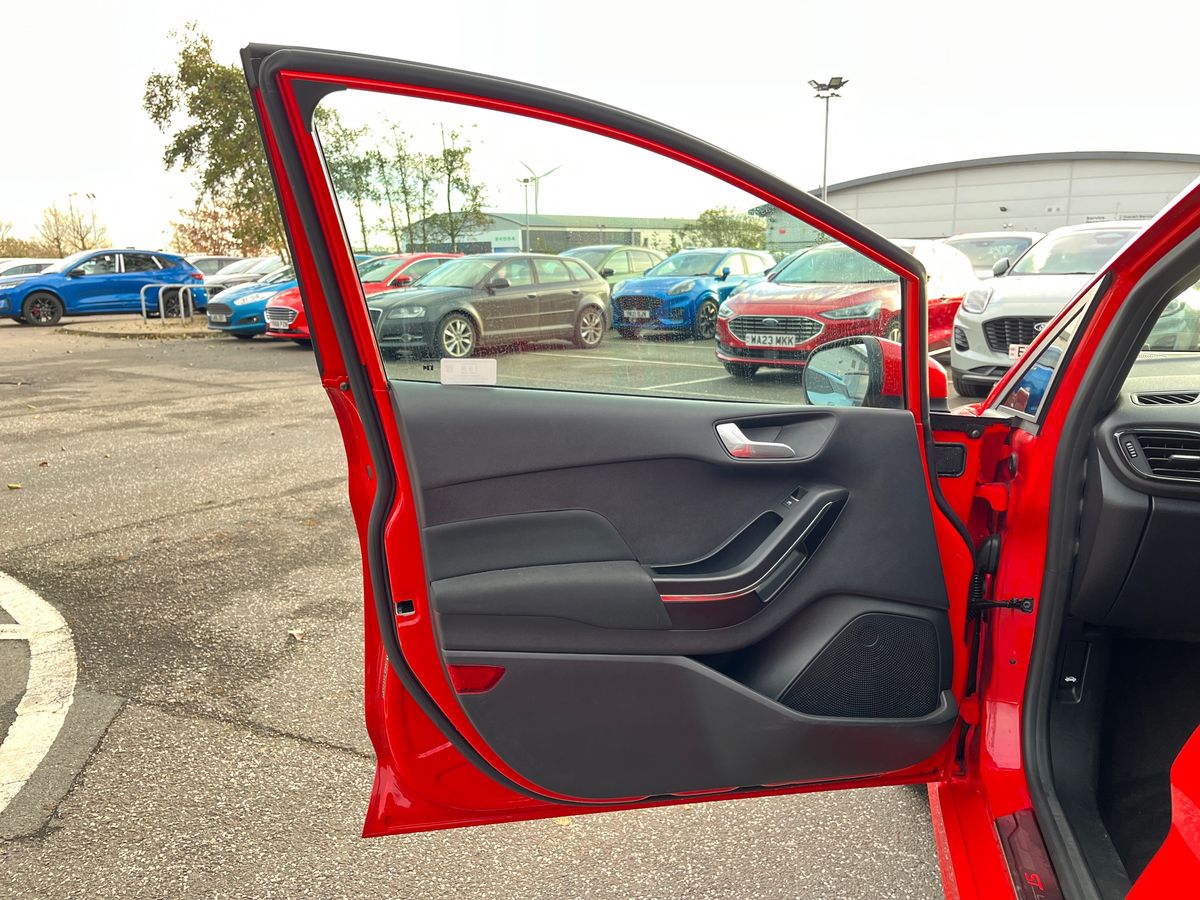 Used Ford Fiesta 2021 for sale - 76735976: Photo 31