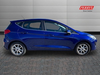 Used Ford Fiesta 2017 for sale - 76206791: Photo 3