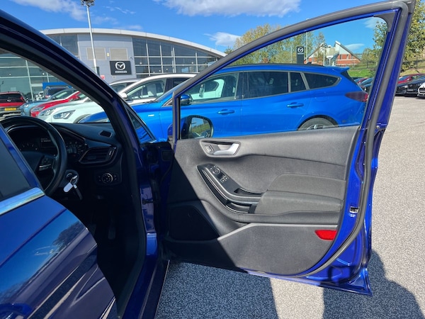 Used Ford Fiesta 2017 for sale - 76206791: Photo 44