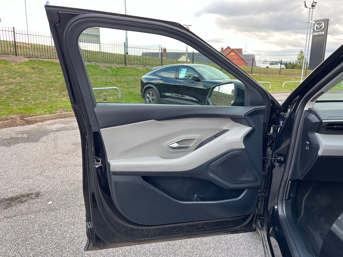 Used Ford Explorer 2025 for sale - 77125269: Photo 35