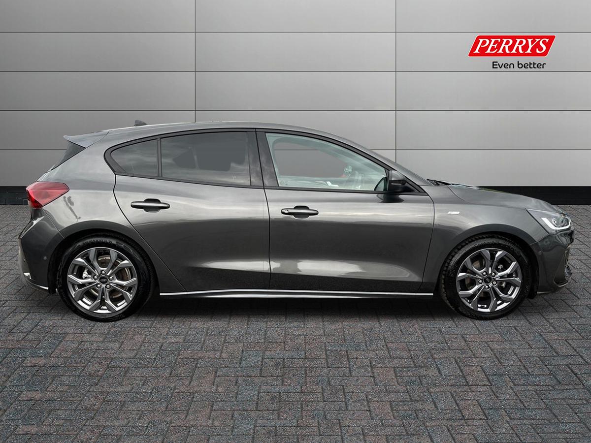 Used Ford Focus 2024 for sale - 76142159: Photo 3