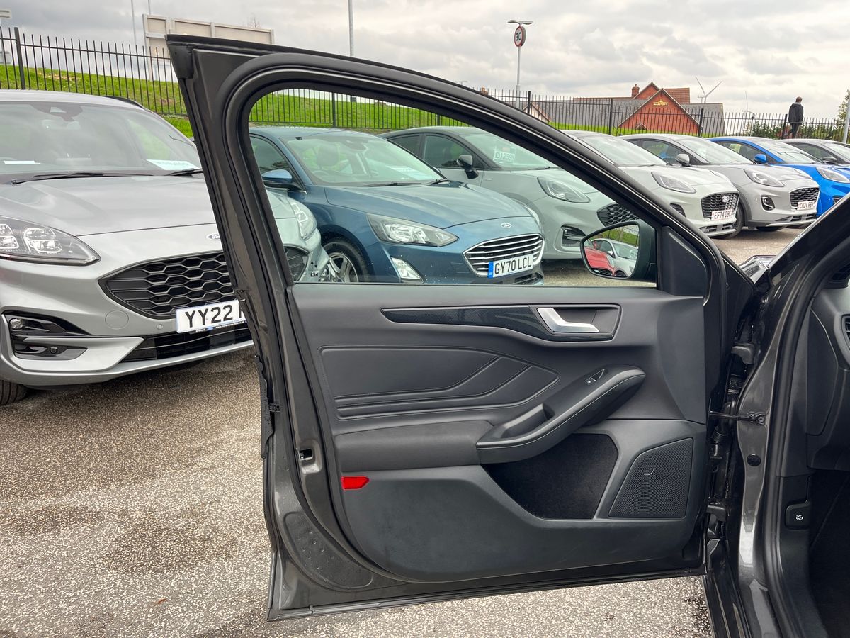 Used Ford Focus 2024 for sale - 76142159: Photo 33