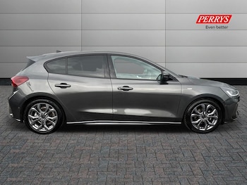 Used Ford Focus 2024 for sale - 76142159: Photo 3