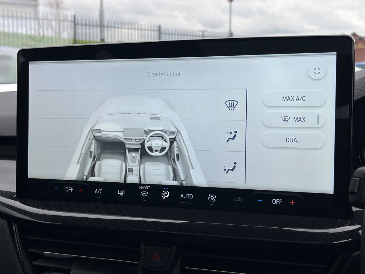 Used Ford Focus 2024 for sale - 76142159: Photo 40