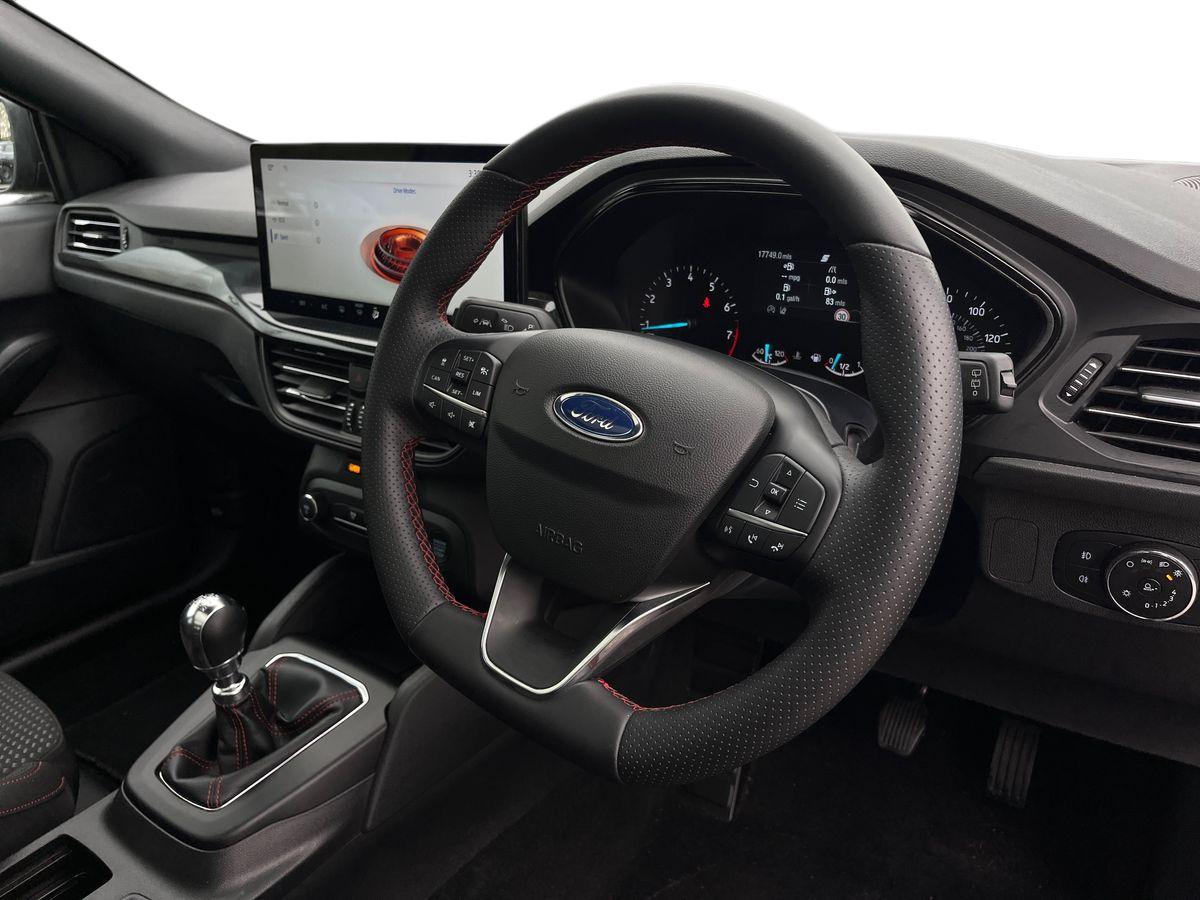 Used Ford Focus 2024 for sale - 76142159: Photo 8