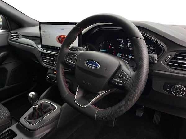 Used Ford Focus 2024 for sale - 76142159: Photo 9