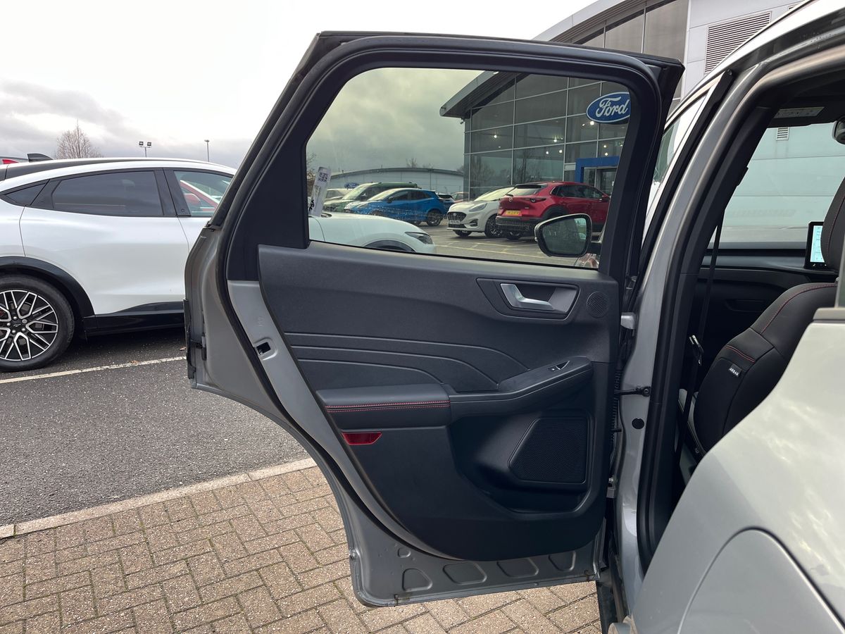 Used Ford Kuga 2024 for sale - 76736001: Photo 37