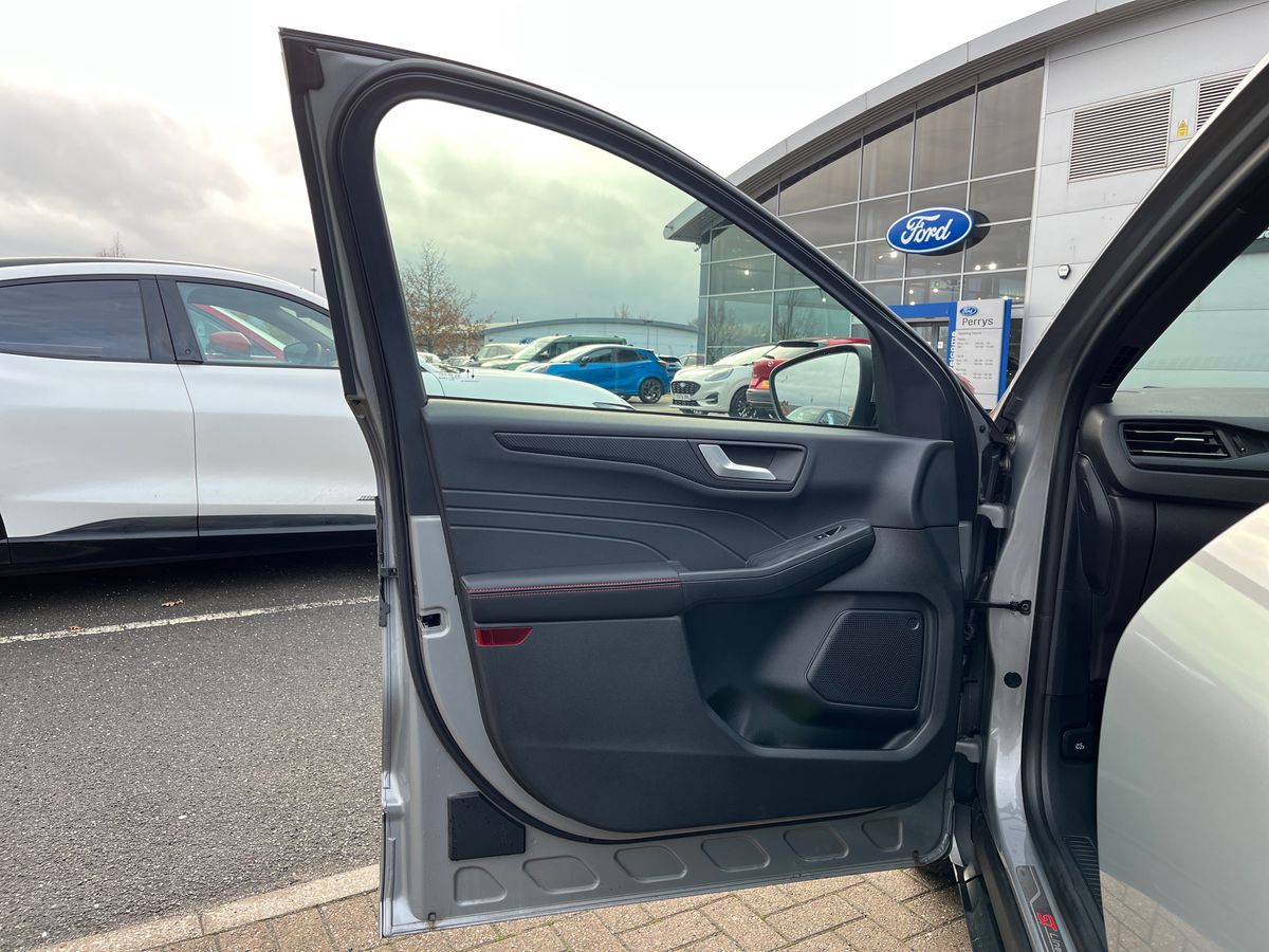 Used Ford Kuga 2024 for sale - 76736001: Photo 41