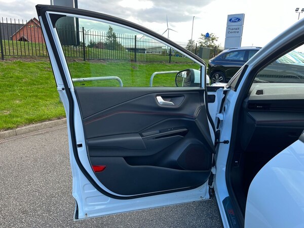 Used Ford Puma 2024 for sale - 76045553: Photo 42