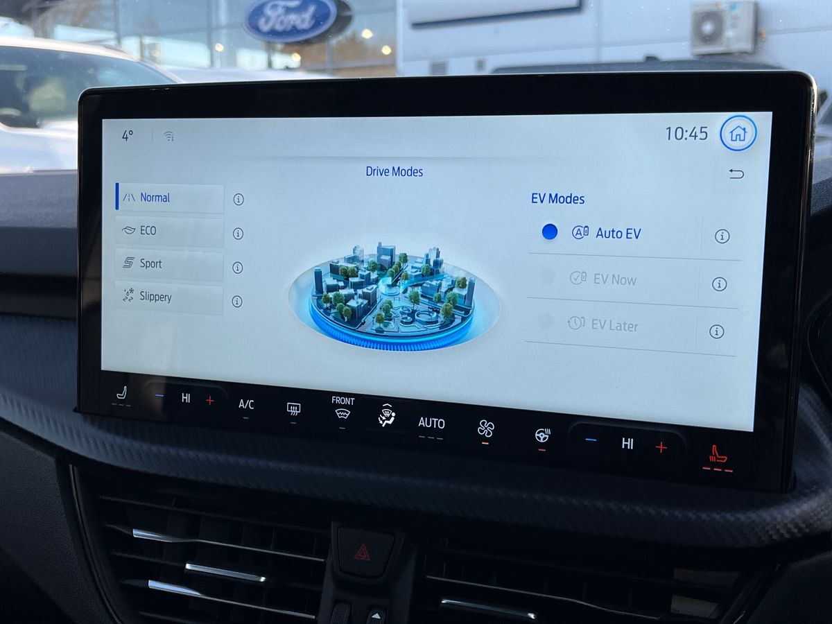 Used Ford Kuga 2025 for sale - 76736003: Photo 41