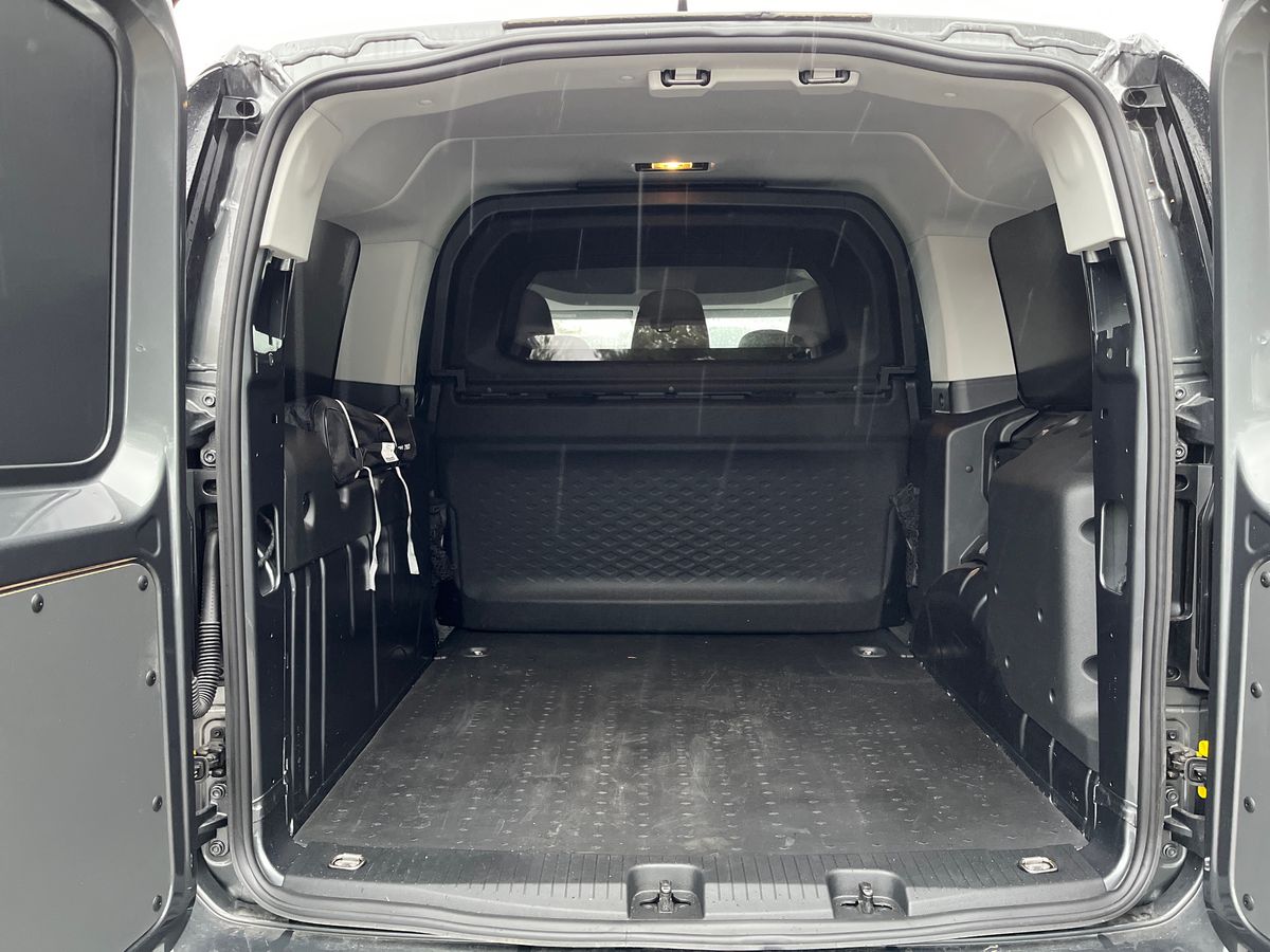 Used Ford Transit Connect 2025 for sale - 76807830: Photo 17