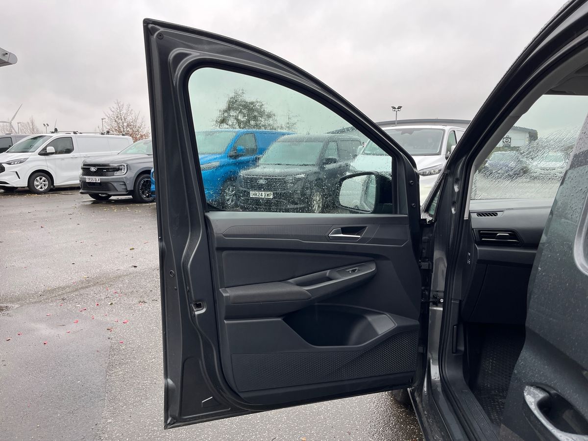 Used Ford Transit Connect 2025 for sale - 76807830: Photo 32