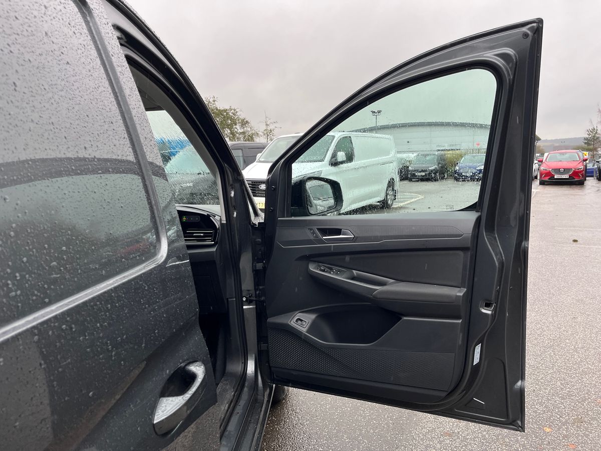 Used Ford Transit Connect 2025 for sale - 76807830: Photo 42