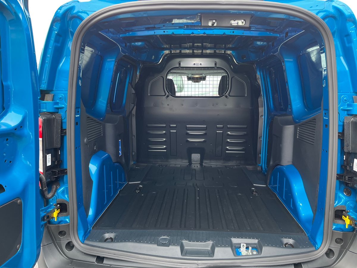 Used Ford Transit Courier 2025 for sale - 77002129: Photo 17