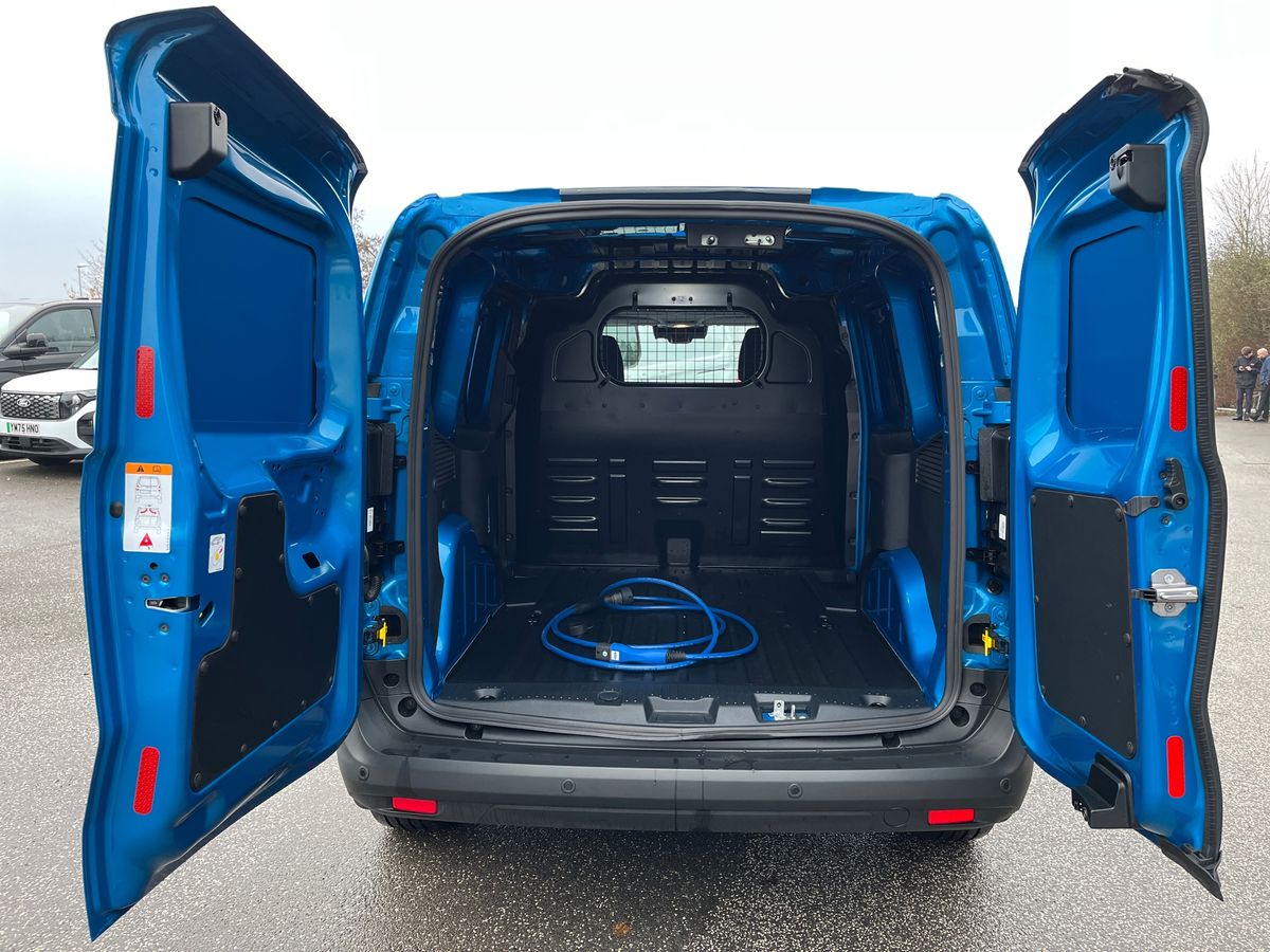 Used Ford Transit Courier 2025 for sale - 77002129: Photo 21