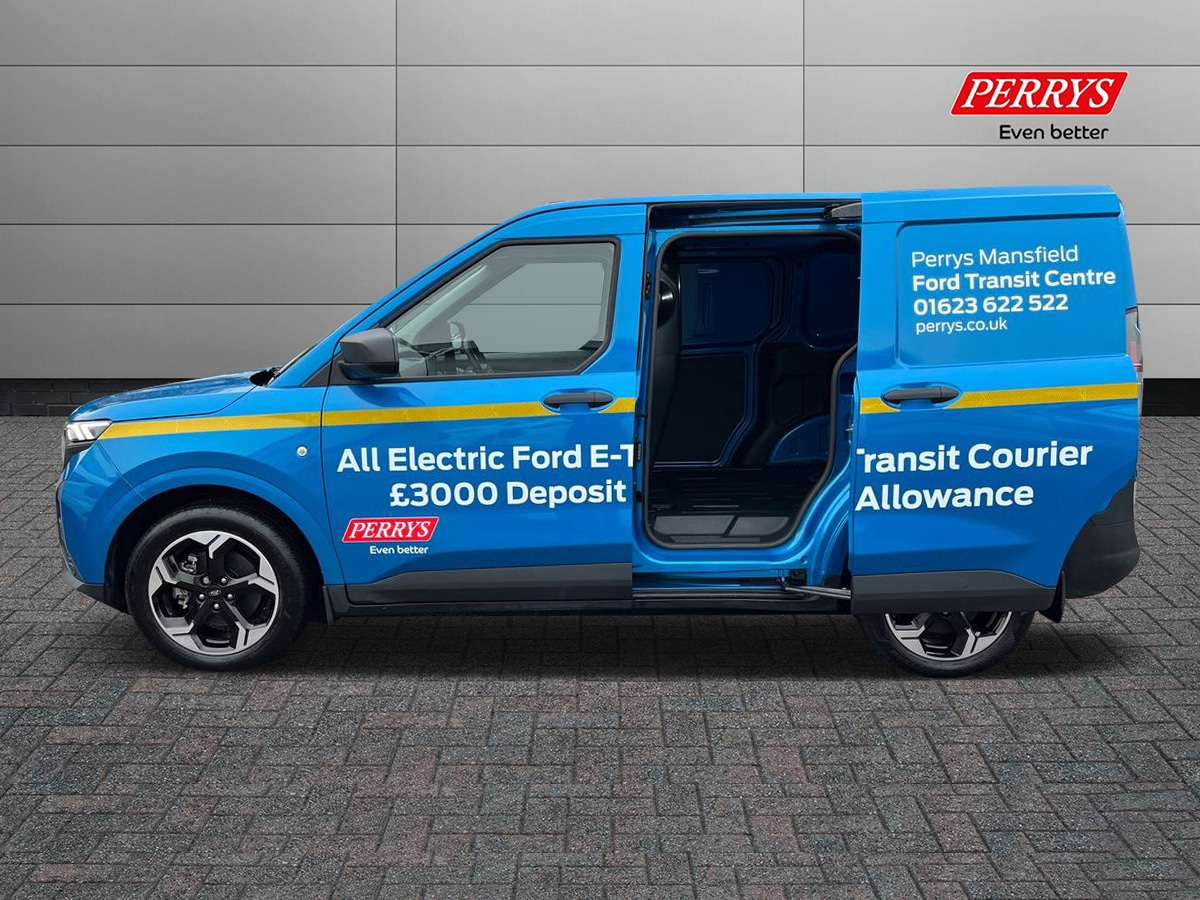 Used Ford Transit Courier 2025 for sale - 77002129: Photo 3