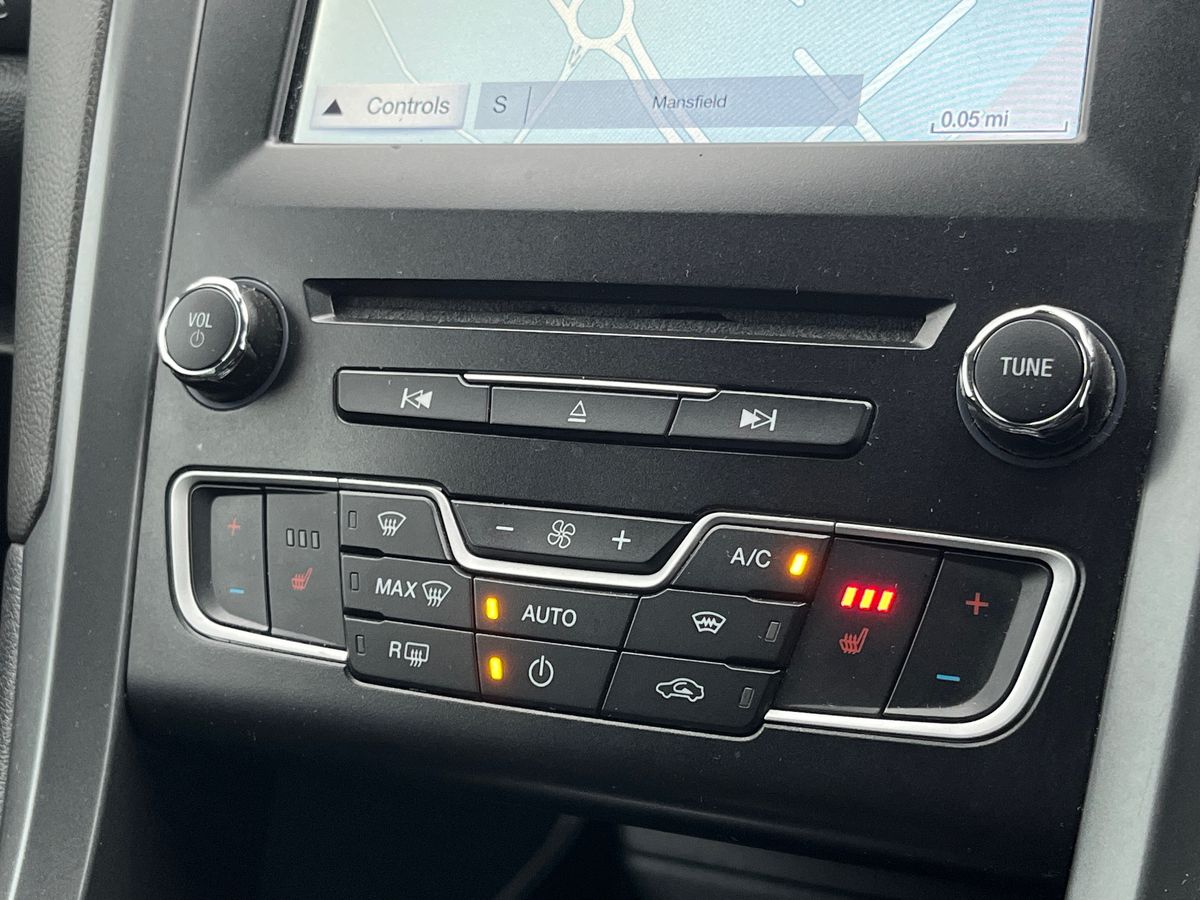 Used Ford Mondeo 2017 for sale - 77271705: Photo 12