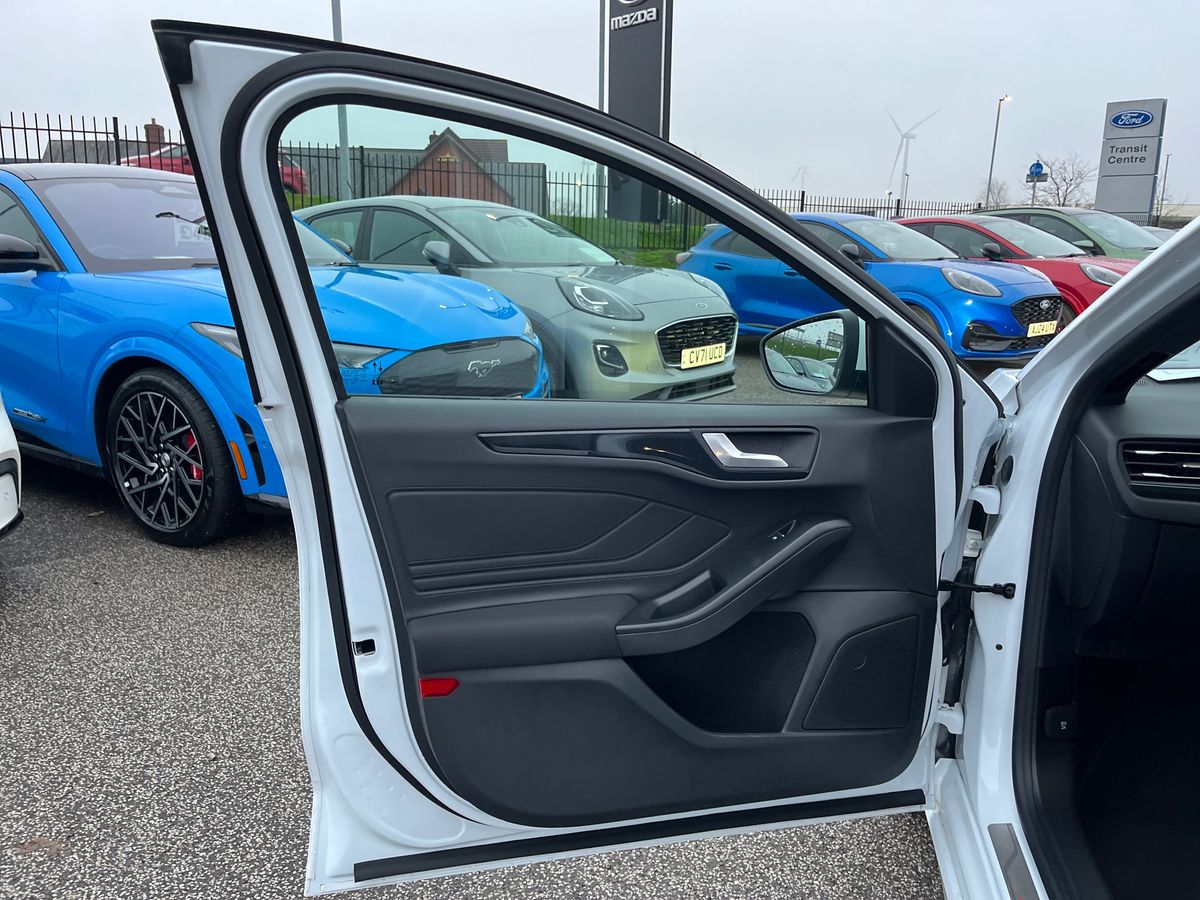 Used Ford Focus 2020 for sale - 77033747: Photo 30