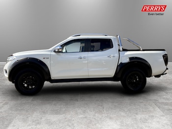 Used Nissan Navara 2018 for sale - 78552134: Photo