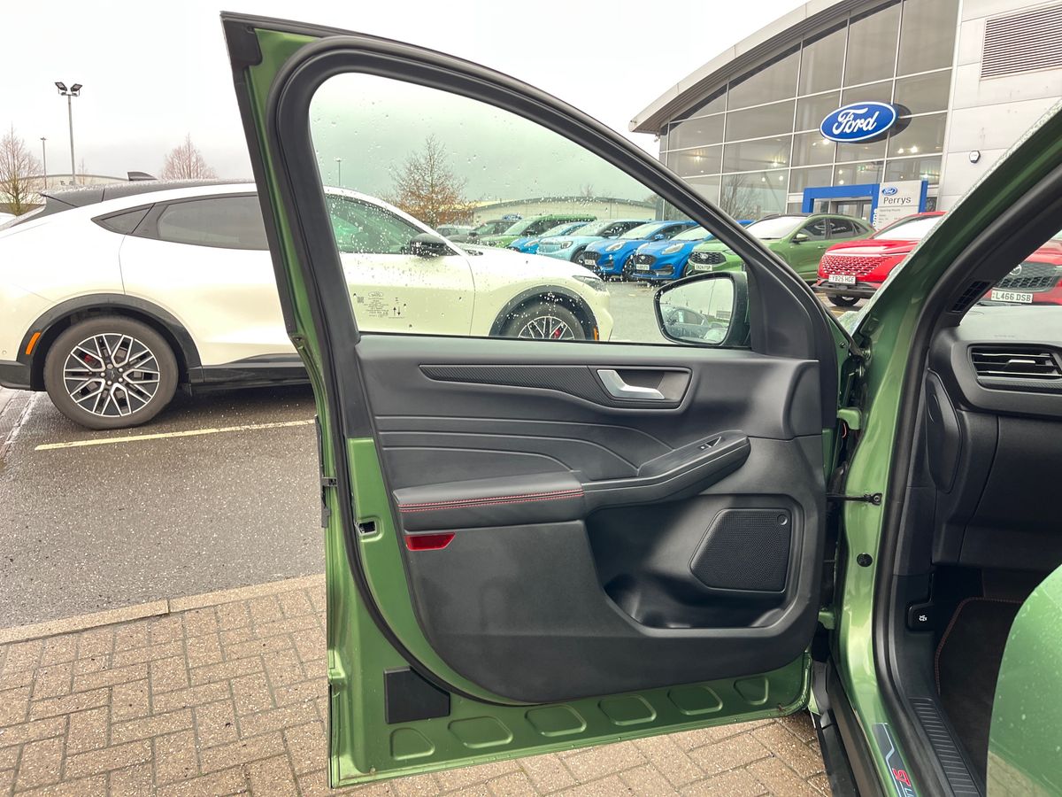 Used Ford Kuga 2024 for sale - 76958060: Photo 40