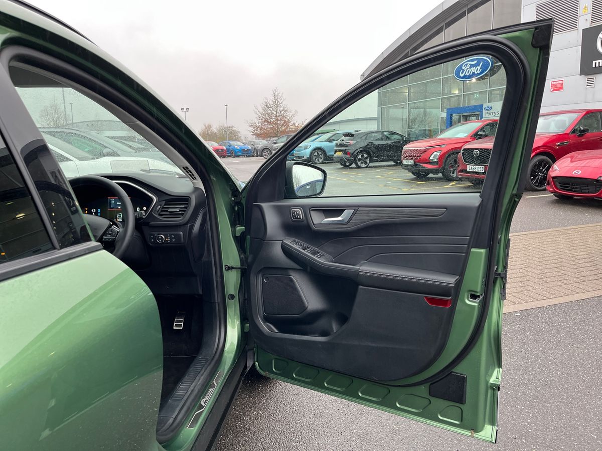 Used Ford Kuga 2024 for sale - 76958054: Photo 60