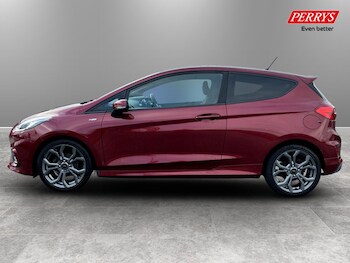 Used Ford Fiesta 2018 for sale - 77529574: Photo