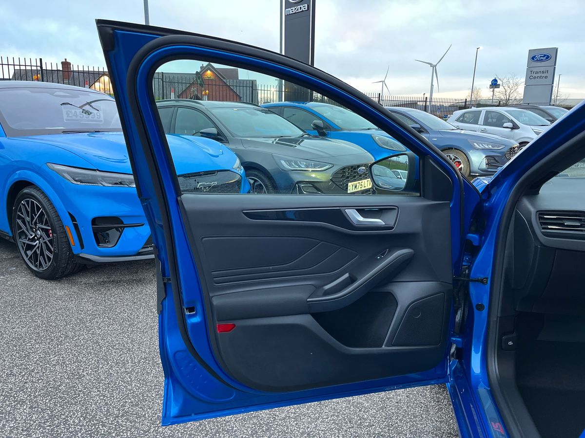 Used Ford Focus 2025 for sale - 77136476: Photo 34