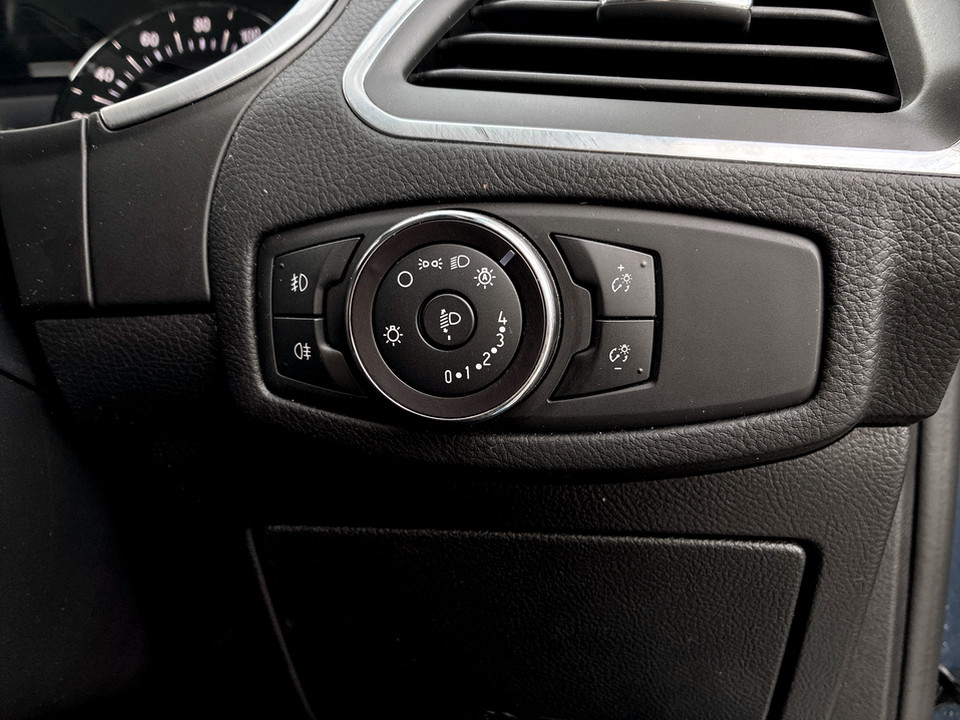 Used Ford Galaxy 2020 for sale - 77666514: Photo 44