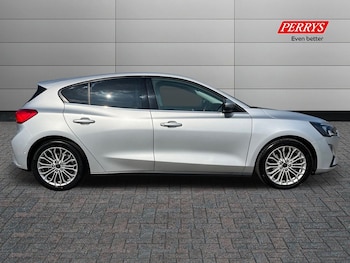Used Ford Focus 2019 for sale - 75367655: Photo