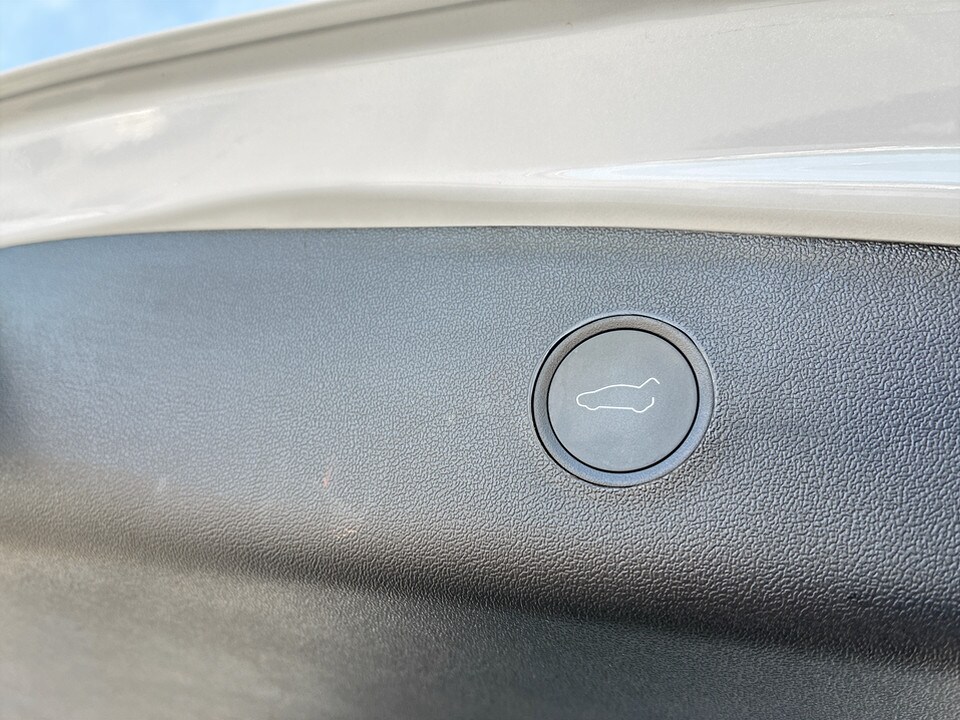 Used Tesla Model 3 2021 for sale - 77743644: Photo 26