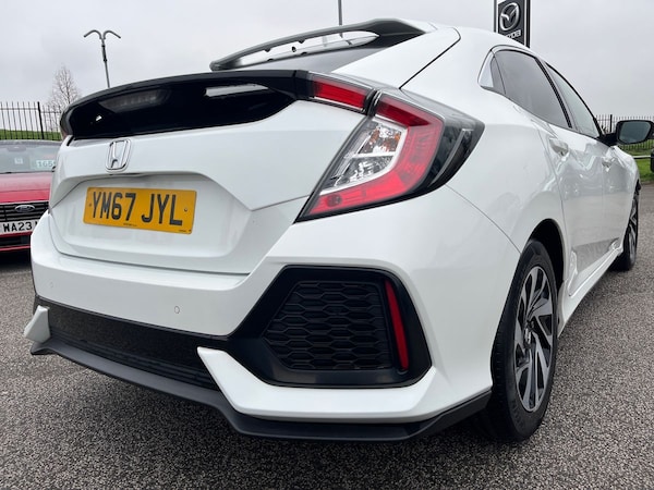 Used Honda Civic 2018 for sale - 76272525: Photo 23