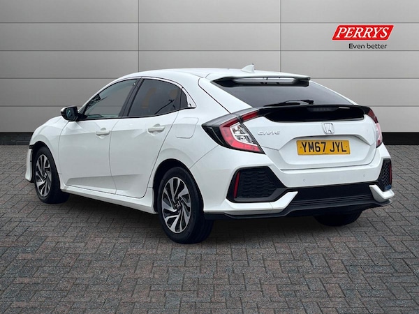 Used Honda Civic 2018 for sale - 76272525: Photo 2