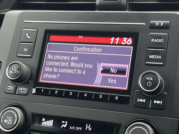 Used Honda Civic 2018 for sale - 76272525: Photo 33