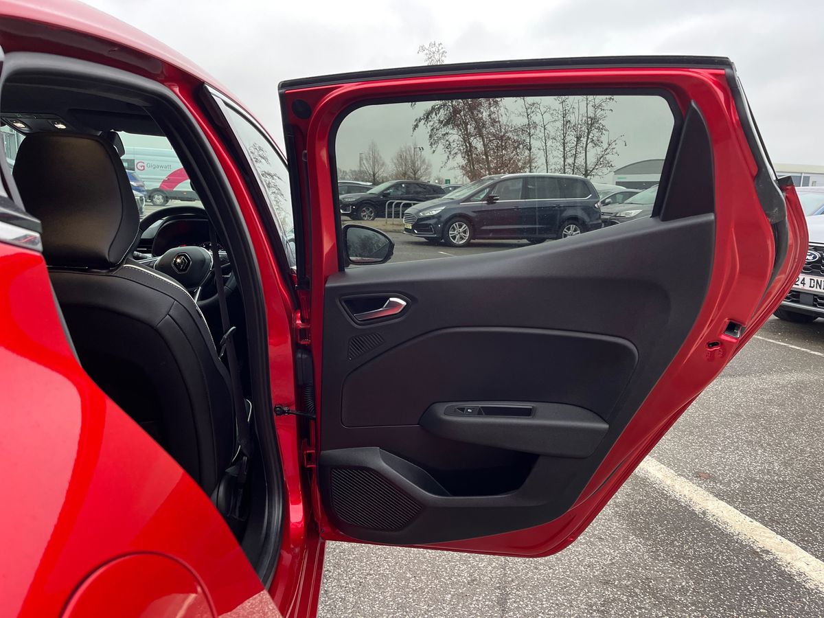 Used Renault Clio 2023 for sale - 77033804: Photo 28