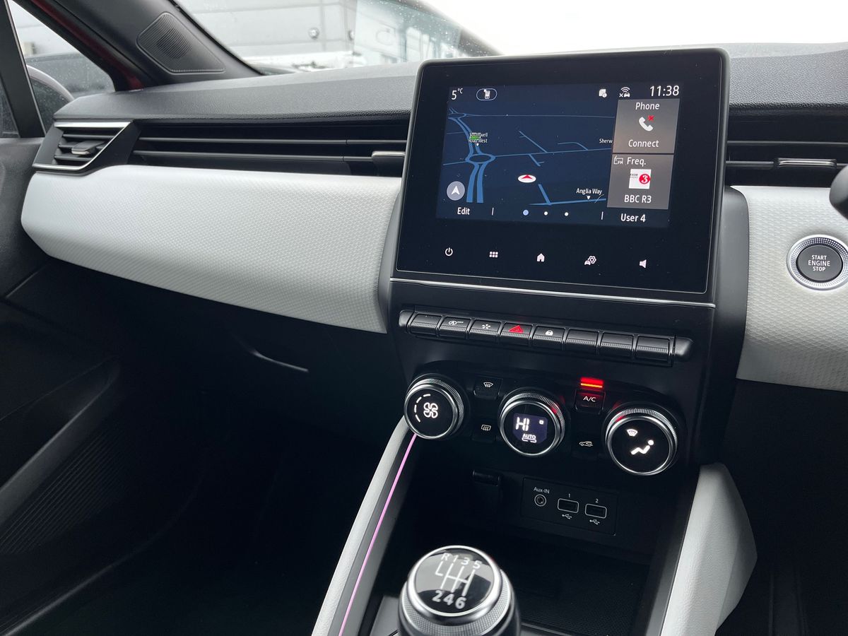 Used Renault Clio 2023 for sale - 77033804: Photo 32