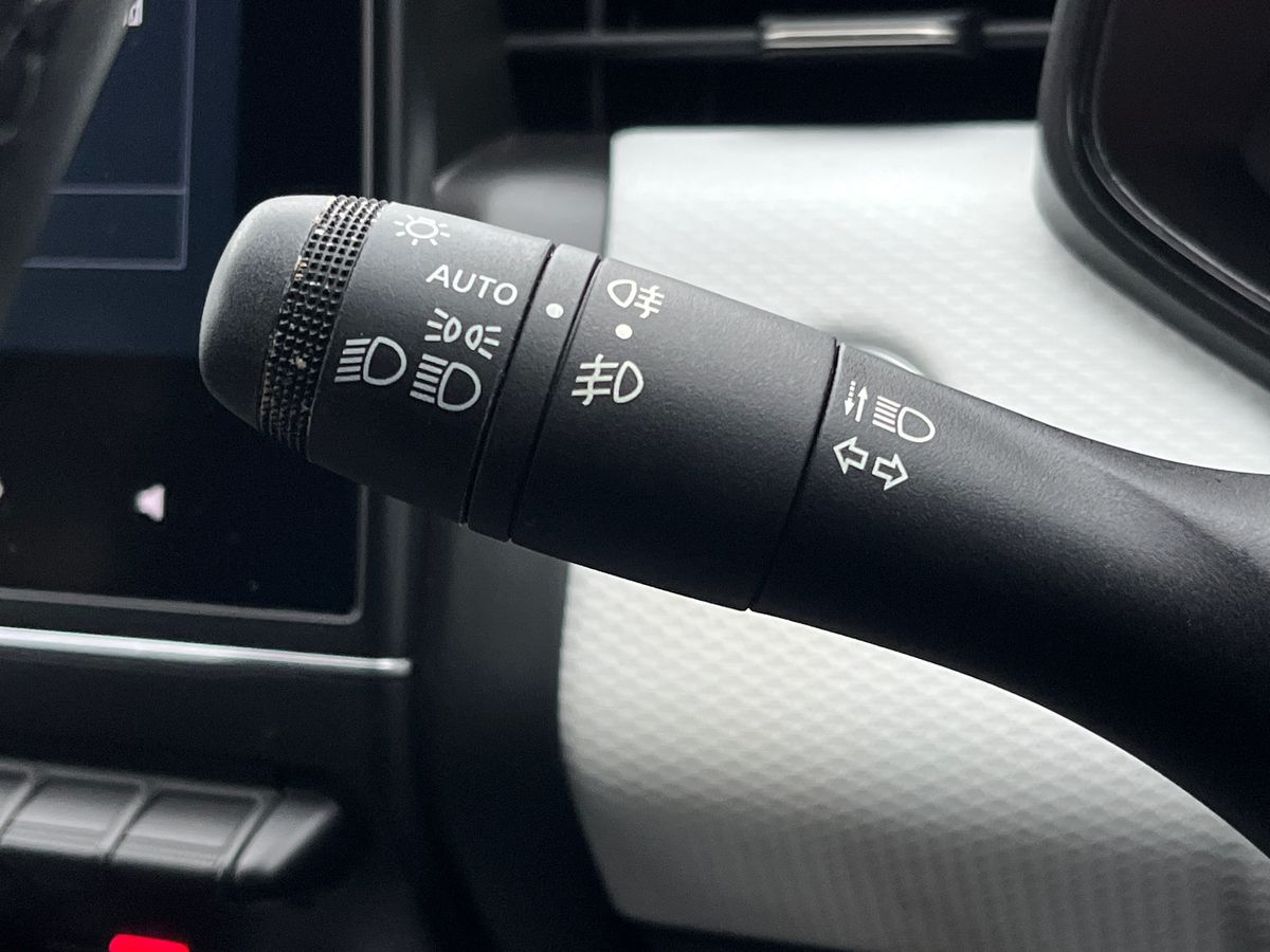 Used Renault Clio 2023 for sale - 77033804: Photo 40